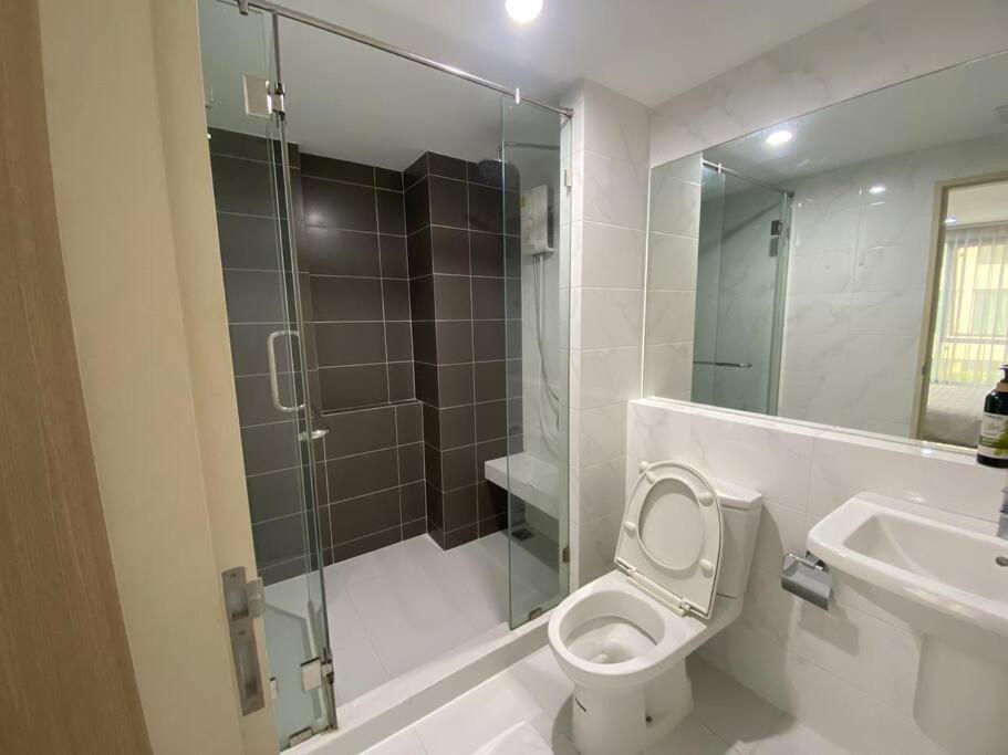 Sukhumvit 50 Quiet One Bedroom Near Bts Onnut Apartment